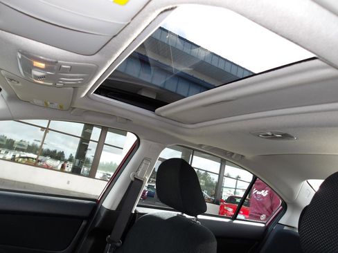 Used 2012 Subaru Impreza 2.0i Premium image 14