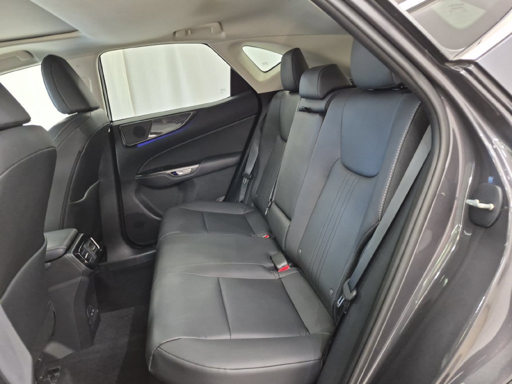 Certified 2026 Lexus NX 350h AWD w/ Accessory Package (2T) image 30