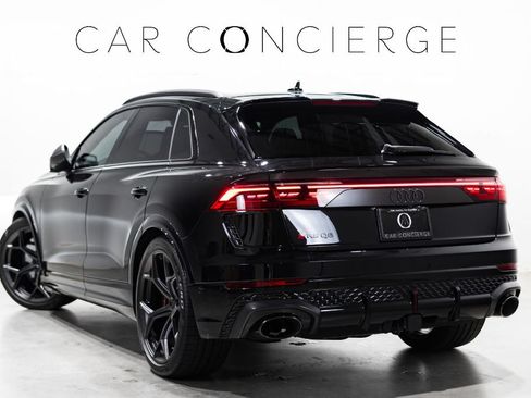Used 2026 Audi RS Q8 performance AWD/4WD image 7