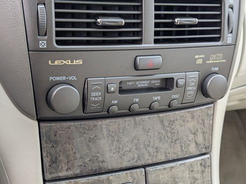 Used 2002 Lexus LS 430 RWD image 7