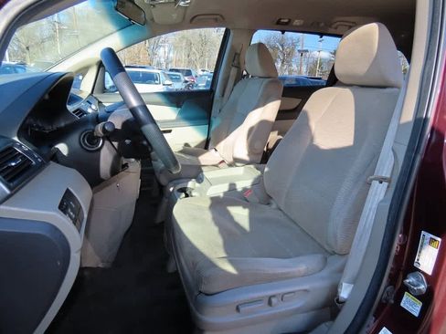 Used 2012 Honda Odyssey EX image 12