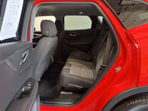 Used 2025 Chevrolet Blazer LT image 11