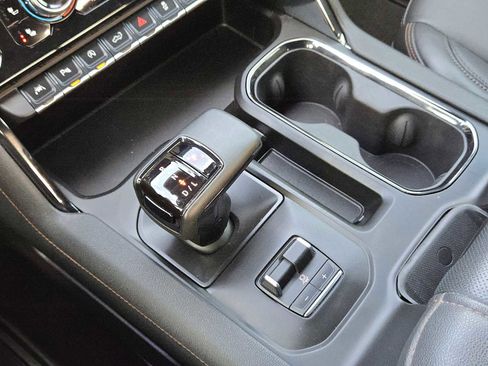 Certified 2024 GMC Sierra 1500 AT4 w/ Technology Package image 20