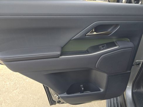 Used 2025 Lexus GX 550 image 23