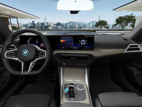 New 2025 BMW i4 eDrive40 w/ M Sport Package image 12
