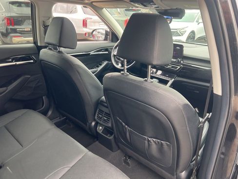 Certified 2022 Kia Seltos EX image 16