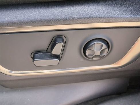 Used 2020 RAM 1500 Limited image 22