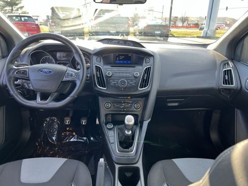 Used 2016 Ford Focus ST image 22