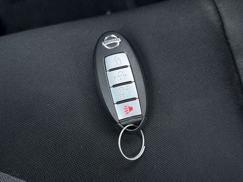 Used 2019 Nissan Leaf S w/ Protection Package FWD image 31