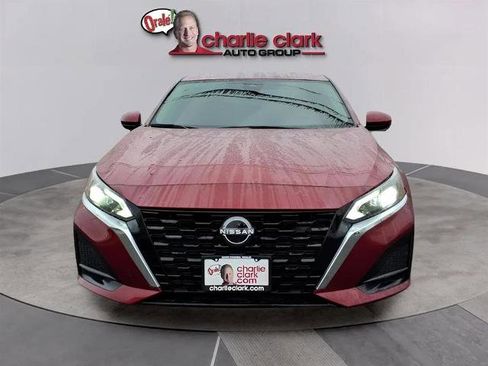 Certified 2023 Nissan Altima 2.5 SV image 8