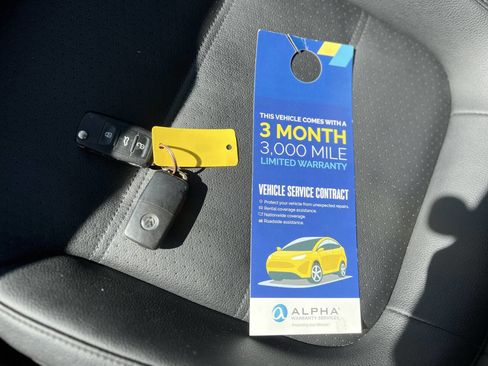 Used 2013 Volkswagen Jetta SE FWD image 27