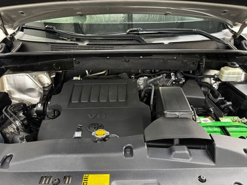Used 2015 Toyota Highlander XLE AWD/4WD image 10