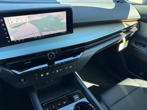 New 2025 Nissan Murano SL image 24