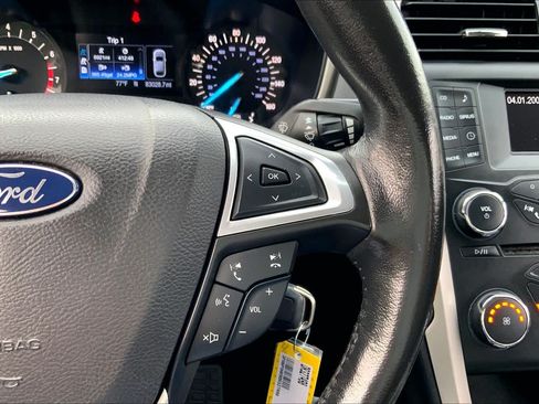 Used 2013 Ford Fusion SE FWD image 25