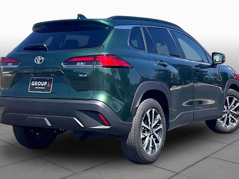 Used 2022 Toyota Corolla Cross XLE w/ Convenience Package image 13