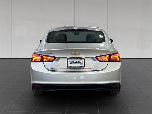 Used 2019 Chevrolet Malibu LT image 4