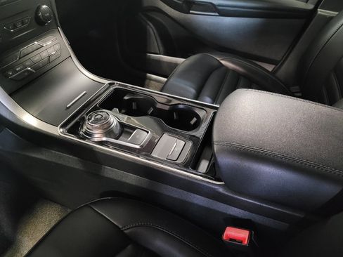 Used 2020 Ford Edge SEL w/ Convenience Package AWD/4WD image 26