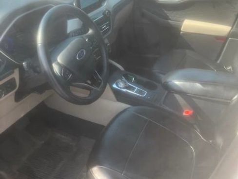Certified 2020 Ford Escape SE Sport AWD/4WD image 11