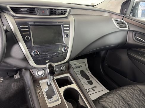 Used 2019 Nissan Murano Platinum image 4