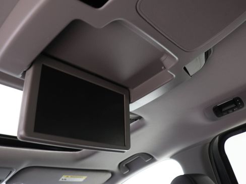 Used 2023 Honda Odyssey Touring image 13