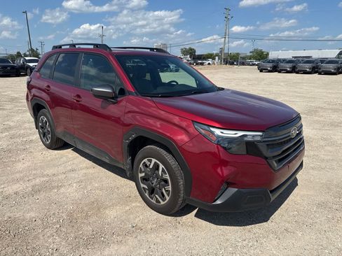Used 2026 Subaru Forester Premium AWD/4WD image 4