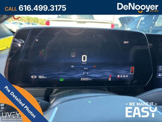 Used 2024 Chevrolet Blazer EV LT AWD/4WD image 7