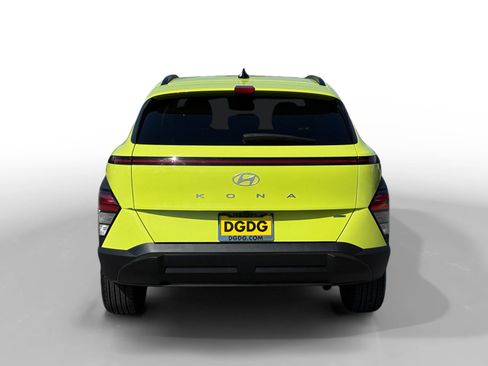 Certified 2025 Hyundai Kona SEL AWD/4WD image 4