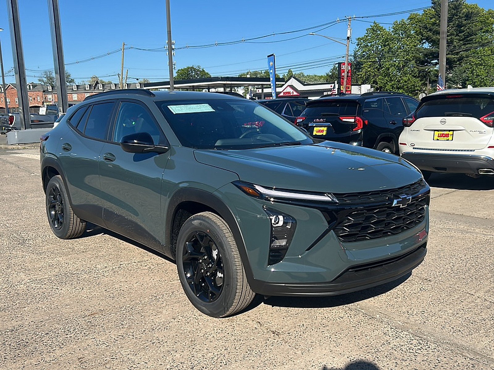 New 2026 Chevrolet Trax LT w/ Driver Confidence Package FWD image 4