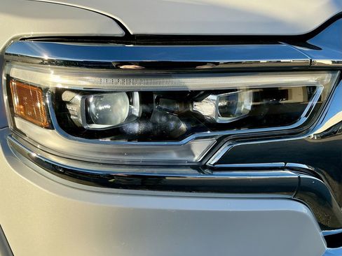 Used 2023 RAM 1500 Limited image 8