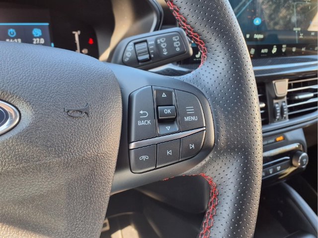 Used 2024 Ford Escape ST-Line w/ Tech Pack #1 AWD/4WD image 30