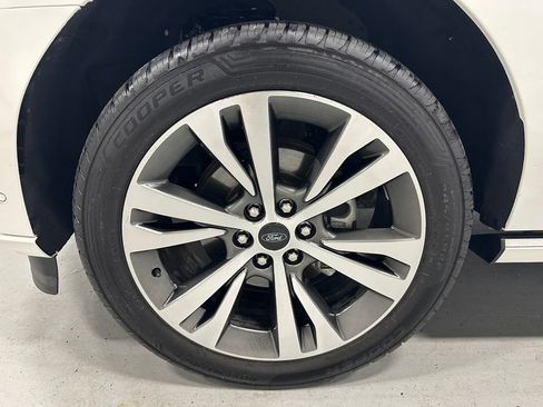 Used 2021 Ford Expedition Platinum AWD/4WD image 65