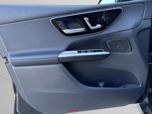 Certified 2025 Mercedes-Benz GLC 300 GLC 300 image 18