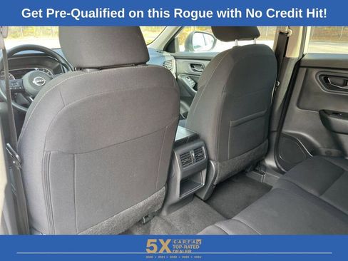 Used 2024 Nissan Rogue S image 19