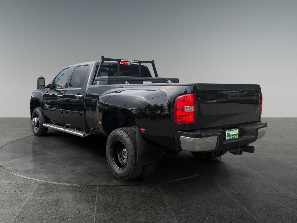 Used 2007 GMC Sierra 3500 SLT w/ Entertainment Package AWD/4WD image 8