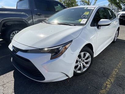 Used 2024 Toyota Corolla LE
