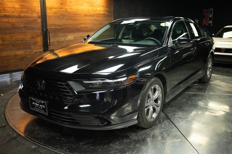 Used 2024 Honda Accord EX image 2