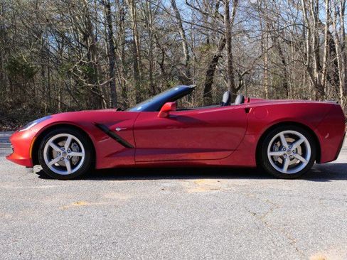 Used 2014 Chevrolet Corvette Convertible 2LT / 6.2L V8 / Pe w/ 2LT Preferred Equipment Group image 41