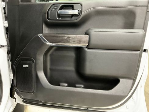 Used 2019 Chevrolet Silverado 1500 LTZ w/ LTZ Premium Package AWD/4WD image 22