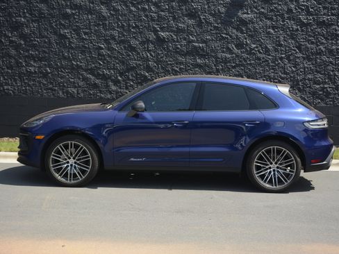 Certified 2026 Porsche Macan Turbo AWD/4WD image 2