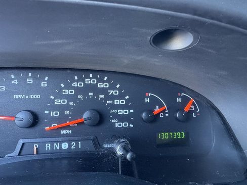 Used 2008 Ford E-150 and Econoline 150 image 20