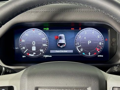 Used 2024 Land Rover Defender 110 X-Dynamic SE image 13