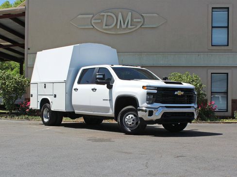 Used 2024 Chevrolet Silverado 3500 W/T w/ WT Convenience Package image 3