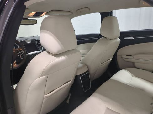 Certified 2023 Chrysler 300 Touring image 19