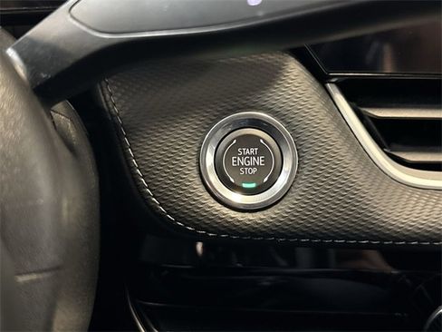 Used 2026 Chevrolet Equinox LT image 16