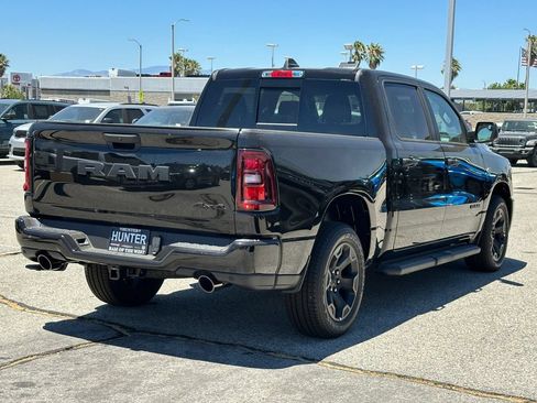 New 2026 RAM 1500 Express AWD/4WD image 7