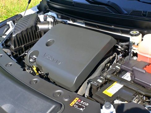 Used 2024 Buick Enclave Avenir w/ Avenir Technology Package image 36