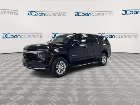 New 2026 Chevrolet Suburban LS AWD/4WD image 4