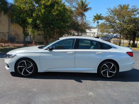 Used 2022 Honda Accord Sport image 7