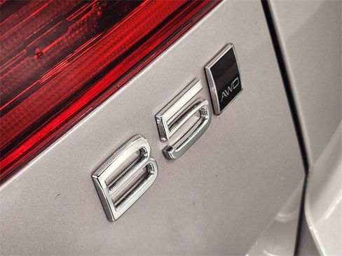 New 2026 Volvo XC60 B5 Core image 13