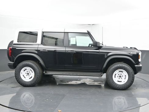 New 2025 Ford Bronco Heritage Edition image 11